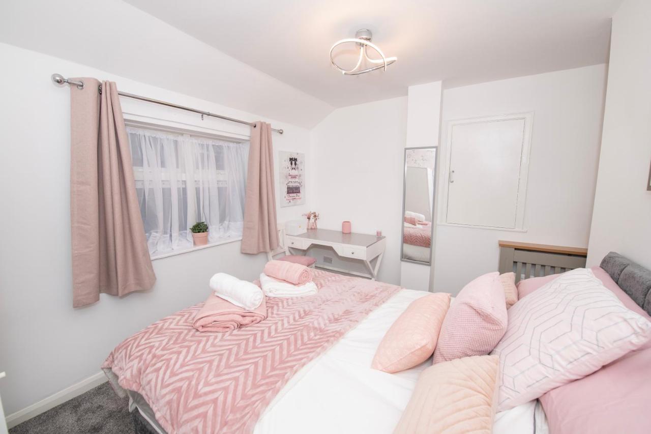 Emmadale Central Bridlington Sleeps 7-8 Buitenkant foto