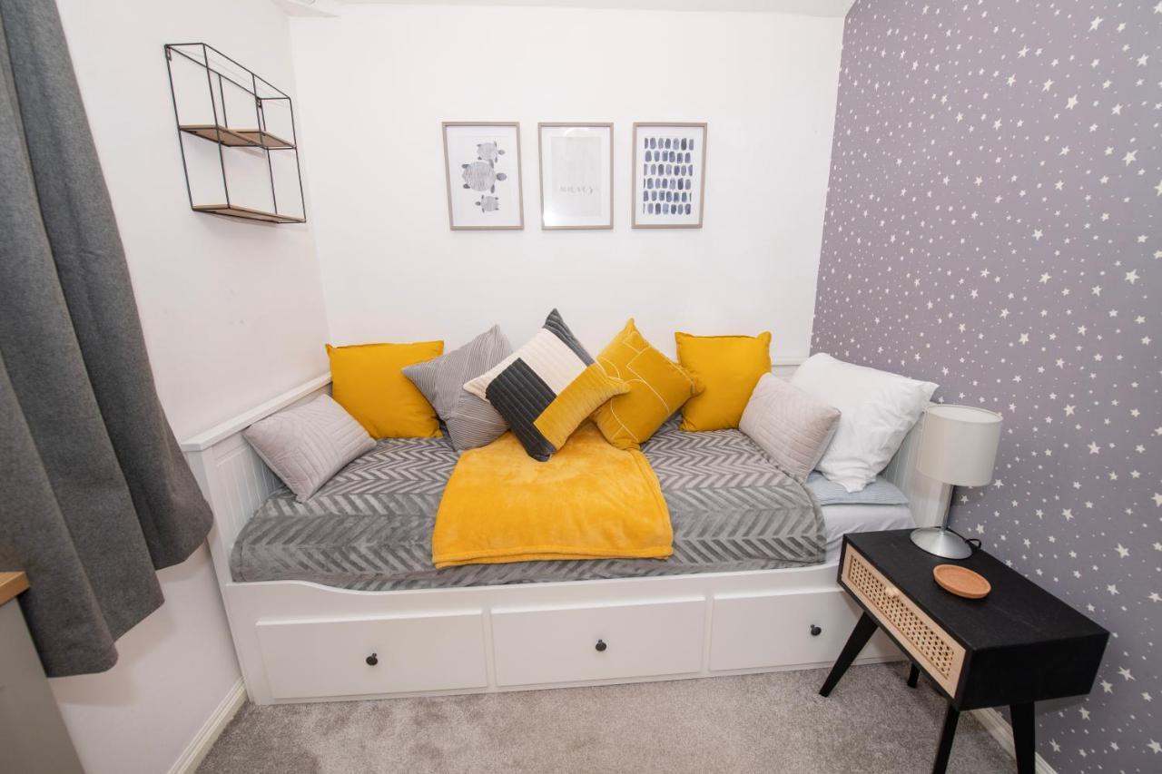 Emmadale Central Bridlington Sleeps 7-8 Buitenkant foto