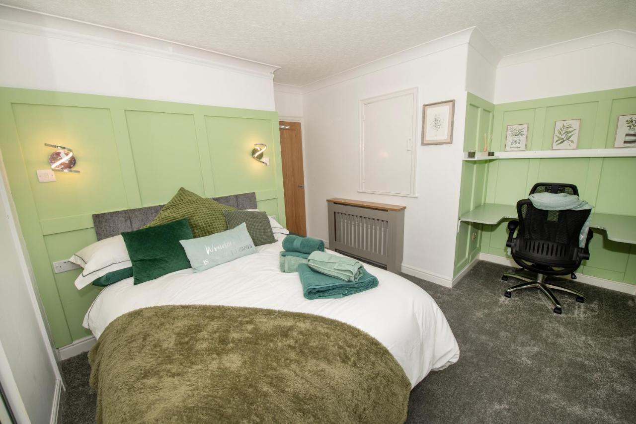 Emmadale Central Bridlington Sleeps 7-8 Buitenkant foto