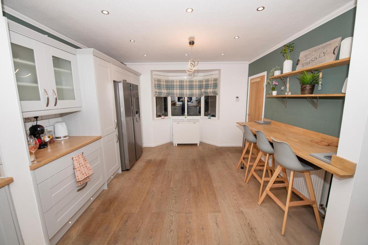 Emmadale Central Bridlington Sleeps 7-8 Buitenkant foto