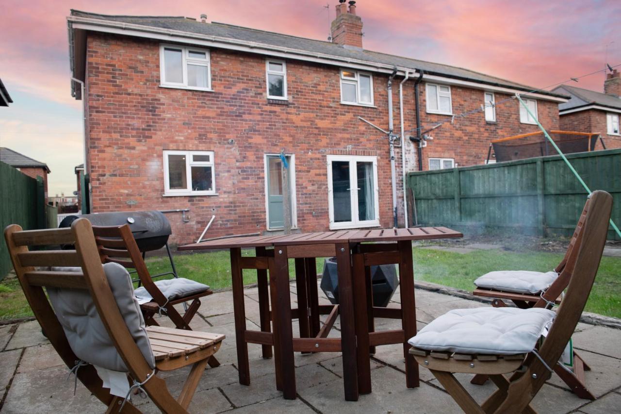 Emmadale Central Bridlington Sleeps 7-8 Buitenkant foto