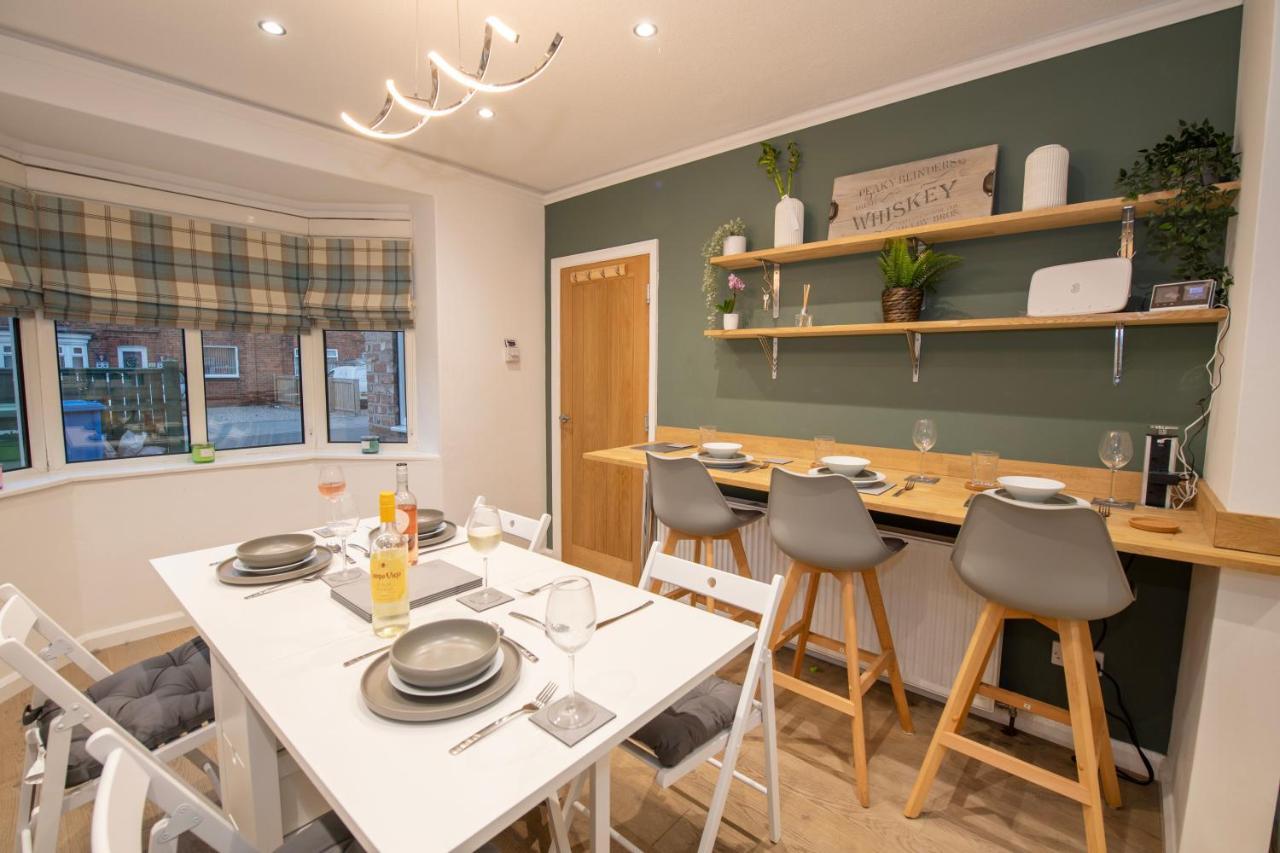 Emmadale Central Bridlington Sleeps 7-8 Buitenkant foto